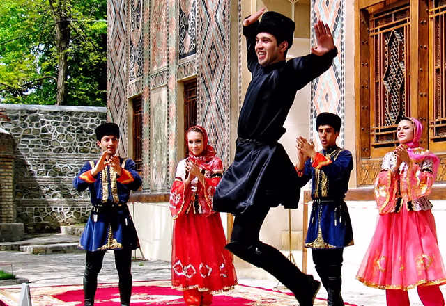 Şəki Xan Sarayı